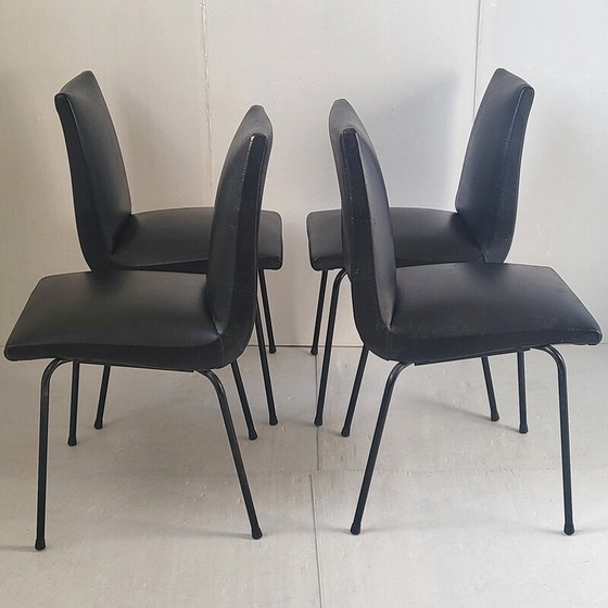 Image 1 of Ensemble de 4 chaises Meurop vintage par Pierre Guariche, 1960