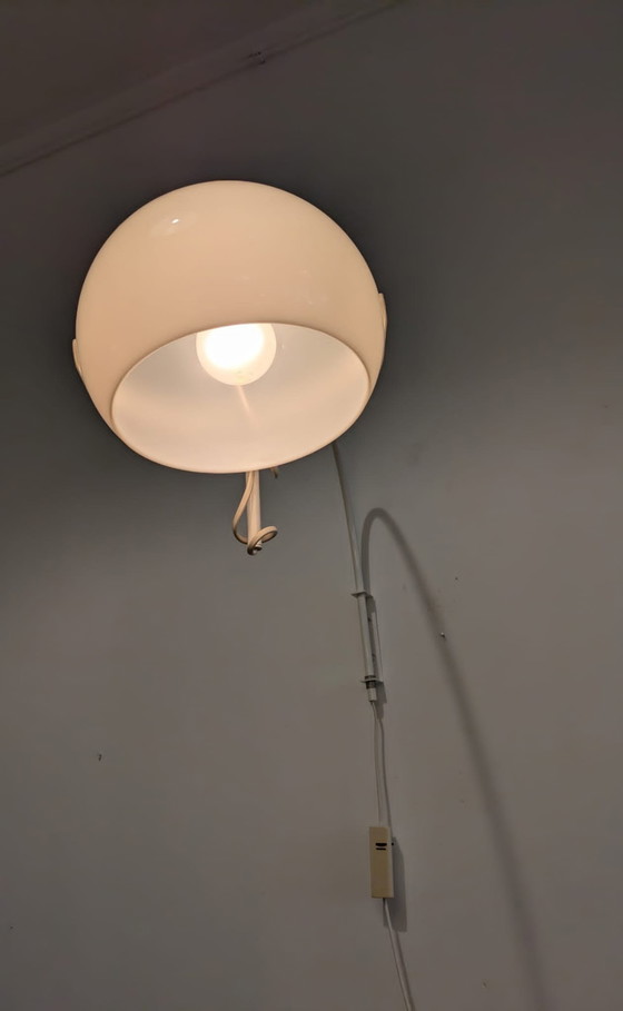 Image 1 of Lampe murale vintage à arc en forme de champignon de l'ère spatiale