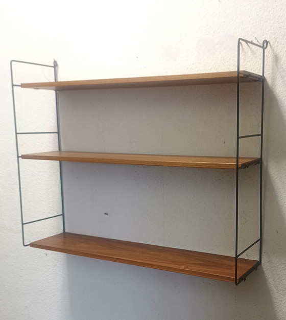 Image 1 of Rack mural Fifties avec trois étagères