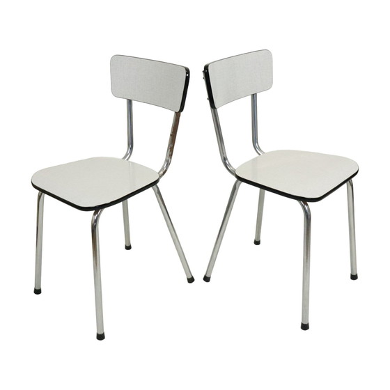 Image 1 of 4 chaises grises en formica