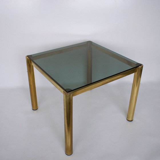 Image 1 of Table basse carrée vintage, verre fumé et laiton, 1980