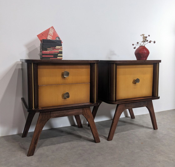 Image 1 of Paire de tables de chevet vintage.