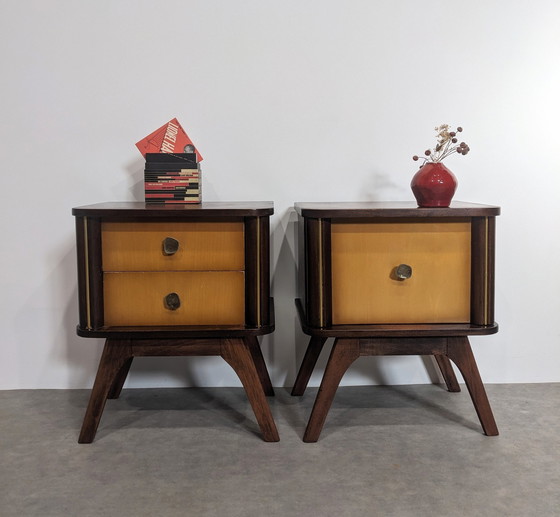 Image 1 of Paire de tables de chevet vintage.