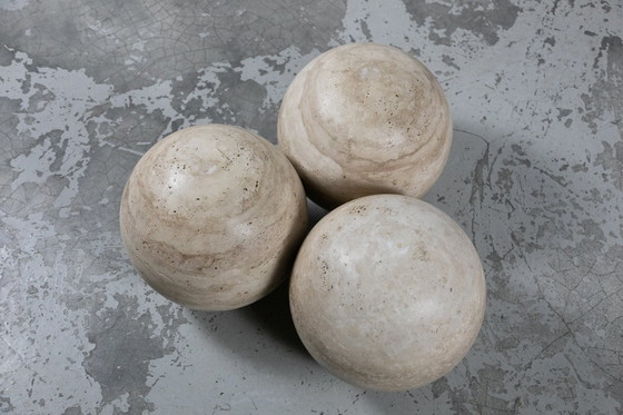 Image 1 of Table Basse Circulaire En Travertin