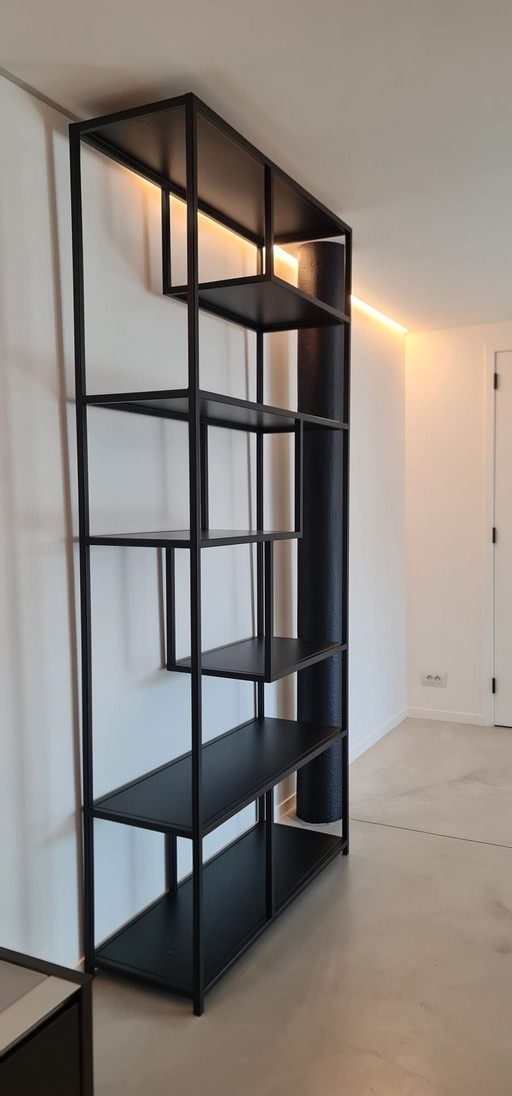 Design Rack Black