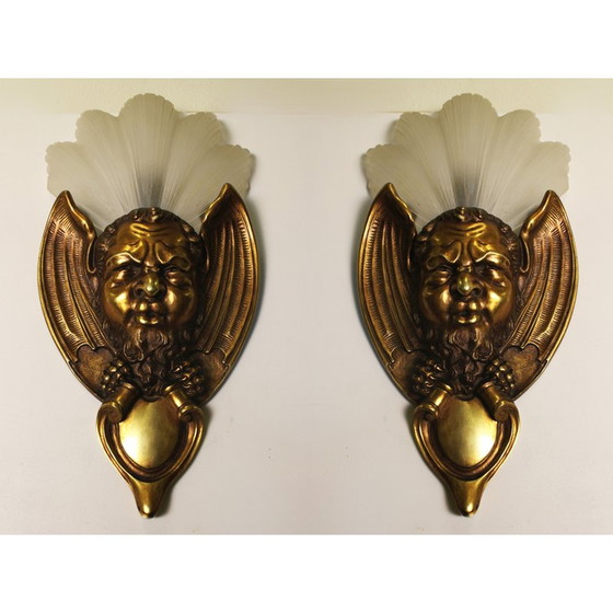 Image 1 of Paire d'appliques Art déco en bronze et verre