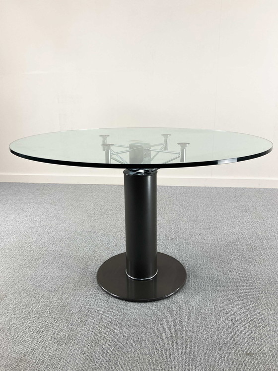 Image 1 of Table de salle à manger de designer italien