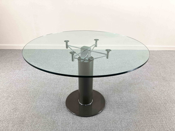 Image 1 of Table de salle à manger de designer italien