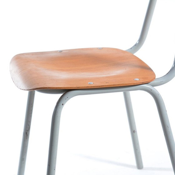 Image 1 of Chaises d'école tchécoslovaques vintage - années 1960