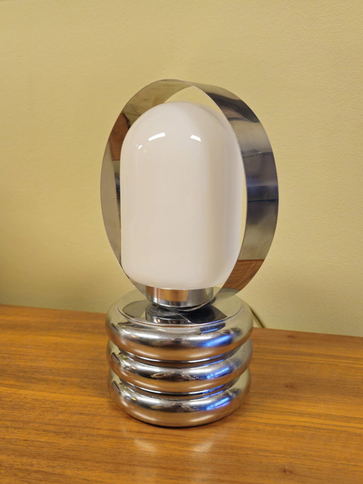 Lampe de table en verre laiteux chromé de l'ère spatiale Lampe de bureau