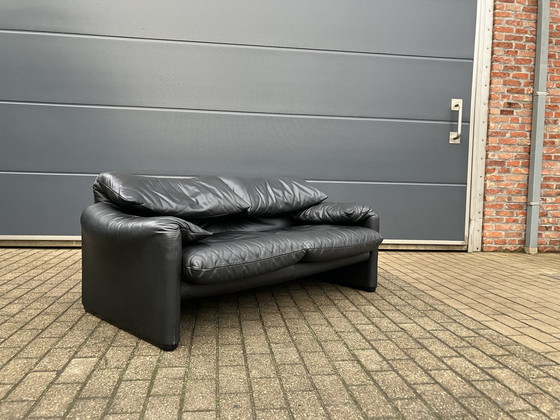 Image 1 of Cassina Maralunga 2Seater, Original Black Leather, Top condition !