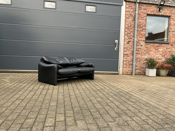 Image 1 of Cassina Maralunga 2Seater, Original Black Leather, Top condition !