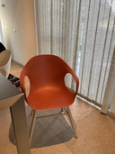 2x chaises de salle à manger rouges