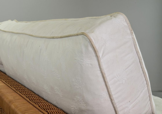 Image 1 of Luxueux canapé italien Gasparucci Reed White Lounge Greenhouse Sofa. Italie, 1980S