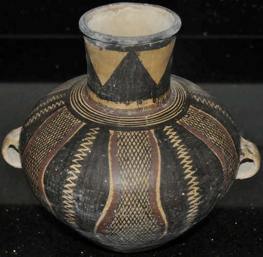 Jarre en poterie néolithique Culture Banshan ± 2400 Bc