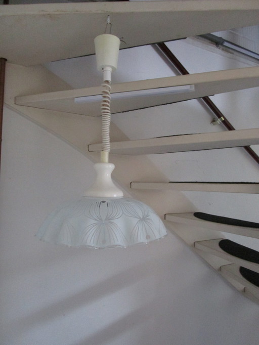 Lampe pendante en verre de l'ère spatiale 70s