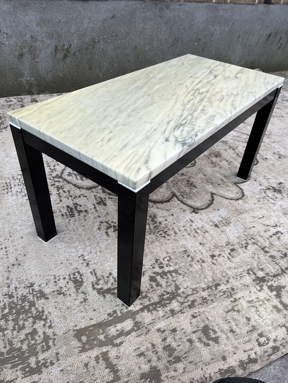 Image 1 of Table basse vintage post-moderne en marbre de Carrera