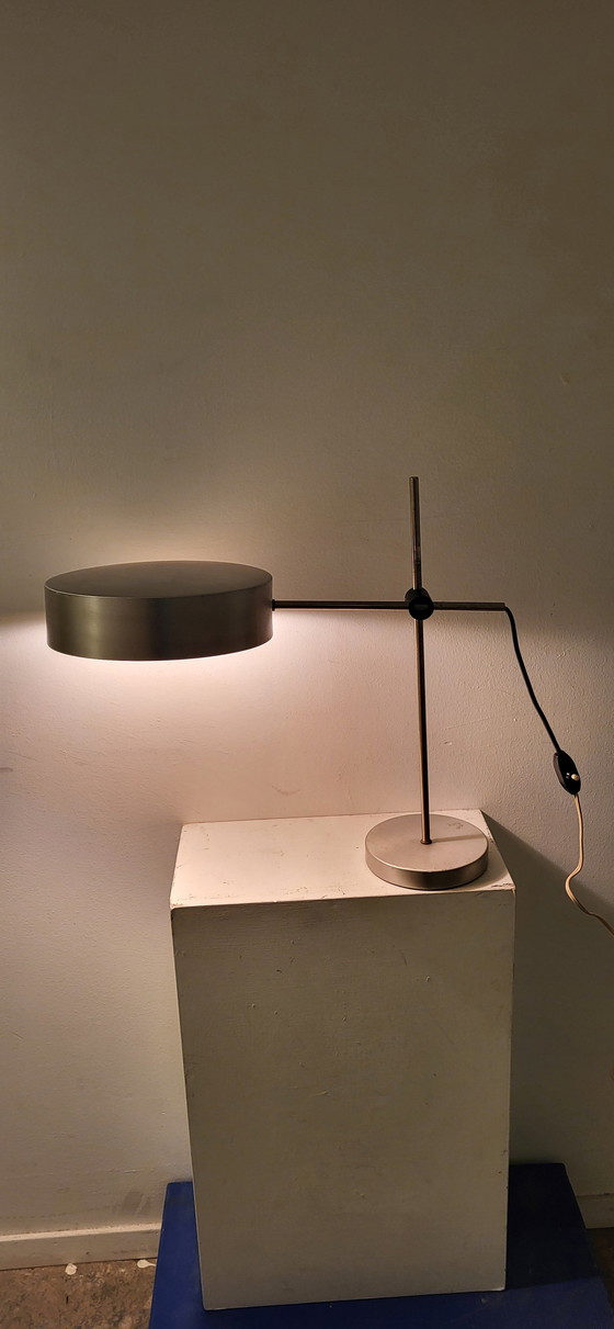 Image 1 of Lampe angulaire industrielle vintage 1960