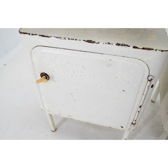 Image 1 of Paire de tables de nuit vintage, années 1920