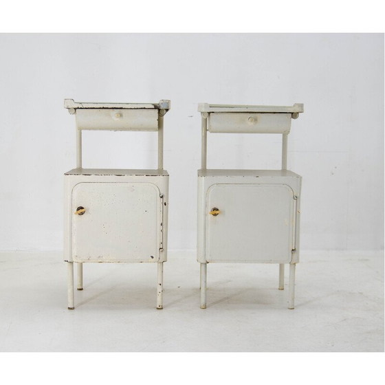 Image 1 of Paire de tables de nuit vintage, années 1920