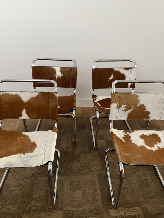 Image 1 of Chaises de salle à manger en cuir de vache Mart Stam