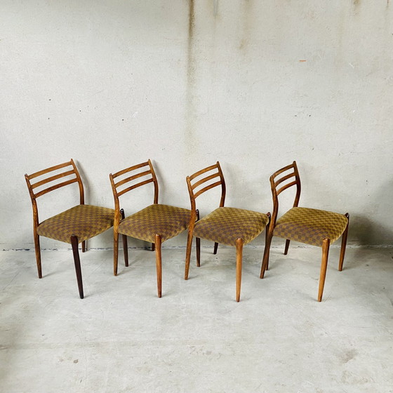 Image 1 of 4 X chaises de salle à manger en bois de rose Niels O. Møller Modèle 78 De J.L. Møller Möbelfabrik, Danemark 1962