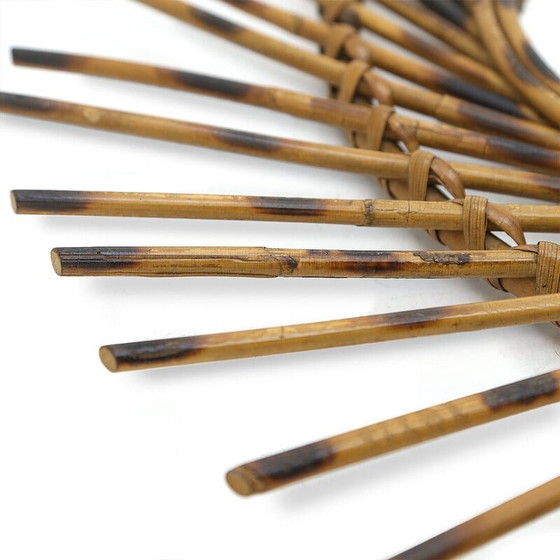 Image 1 of Miroir solaire rond vintage en osier, 1960s