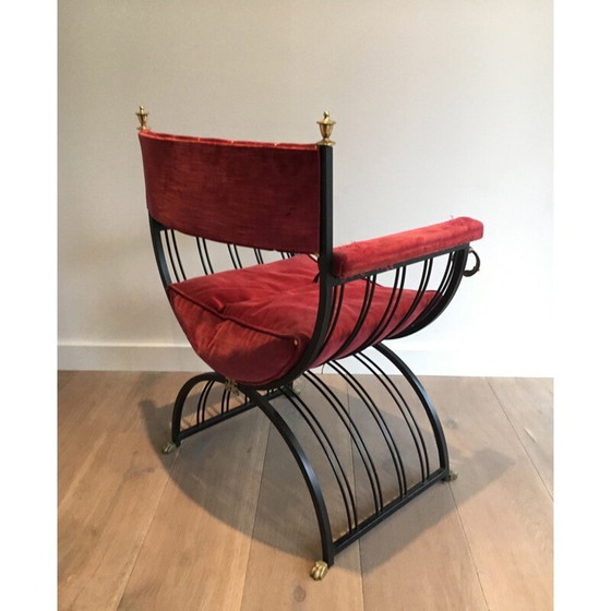 Image 1 of Fauteuil curule rouge en fer noir et laiton - années 1970
