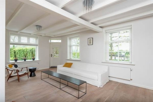 Table basse en métal