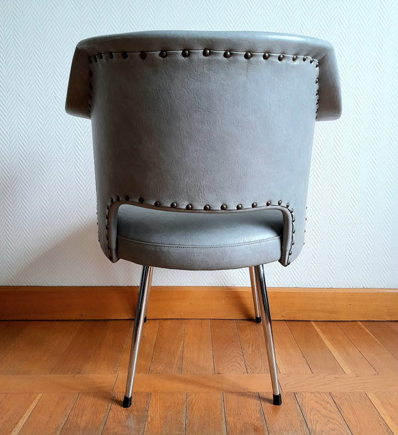 Image 1 of 2X Fauteuils Design Skaï Et Capitons, Vers 1960 