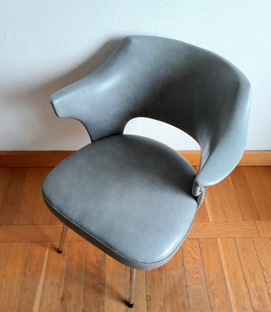 Image 1 of 2X Fauteuils Design Skaï Et Capitons, Vers 1960 