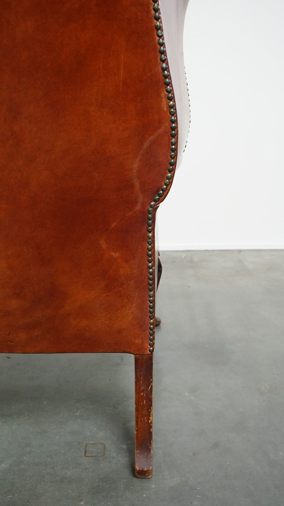 Image 1 of Fauteuil à oreilles en peau de mouton