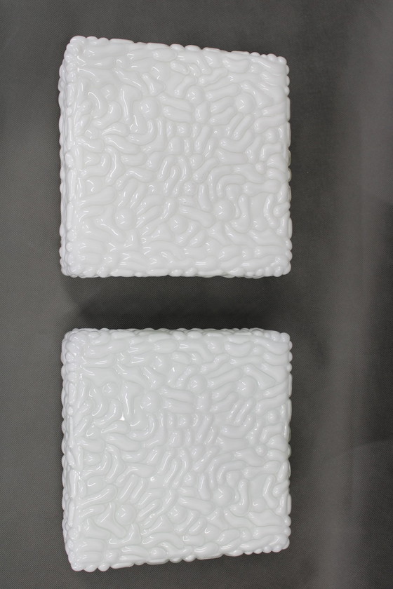 Image 1 of Paire de plafonniers carrés en verre laiteux, Tchécoslovaquie, années 1970