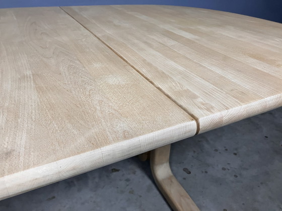 Image 1 of Table de salle à manger en hêtre design danois ovale extensible