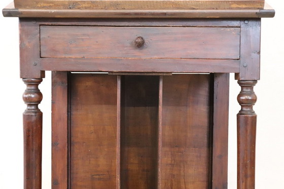 Image 1 of Lutrin ancien en bois de peuplier pour écrire et lire, Italie, 19e siècle