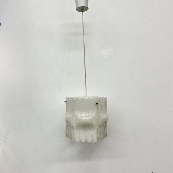 Image 1 of Lampe suspendue en lucite Mid Century, 1970