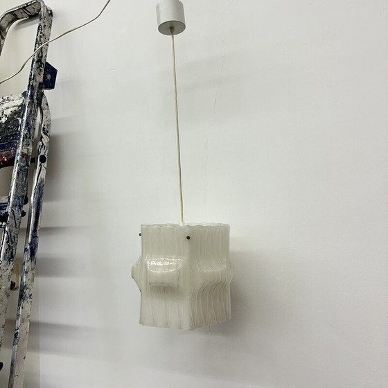 Image 1 of Lampe suspendue en lucite Mid Century, 1970