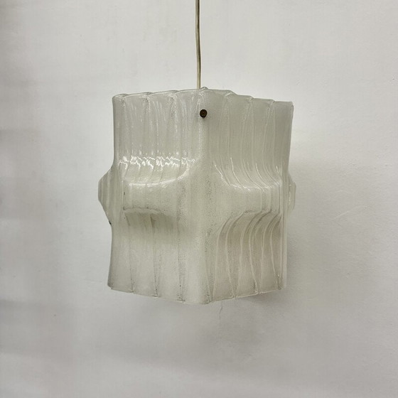 Image 1 of Lampe suspendue en lucite Mid Century, 1970