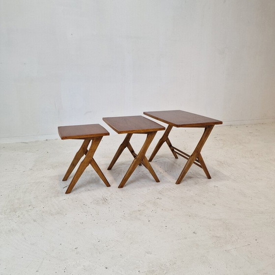 Image 1 of Ensemble de 3 tables gigognes vintage en bois, Hollande 1960