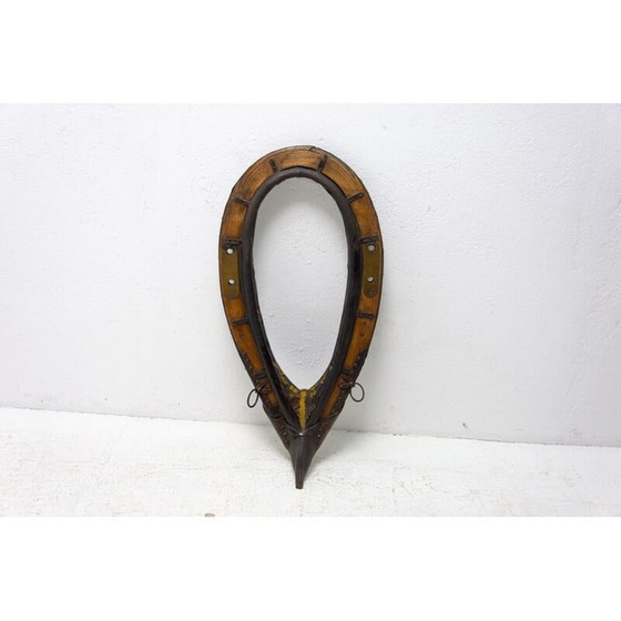 Image 1 of Collier vintage en forme de cheval en bois, Tchécoslovaquie 1930