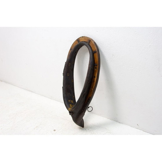 Image 1 of Collier vintage en forme de cheval en bois, Tchécoslovaquie 1930