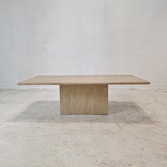 Image 1 of Table basse rectangulaire en travertin, Italie 1980