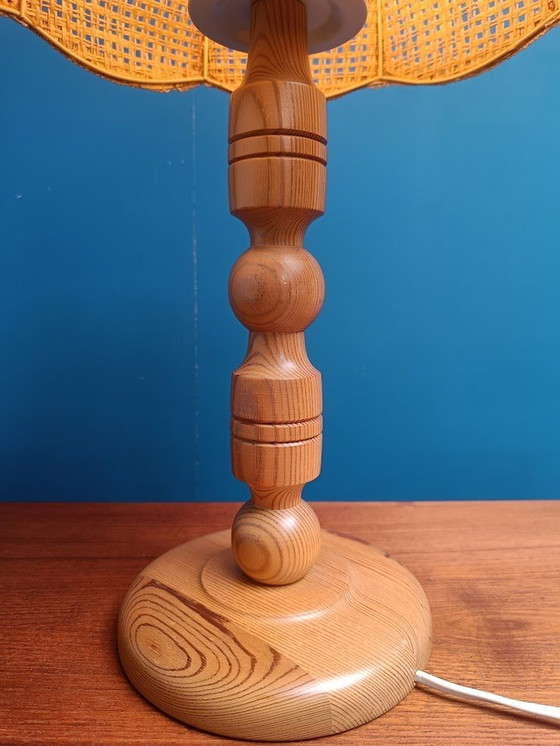 Image 1 of Lampe de table en rotin vintage