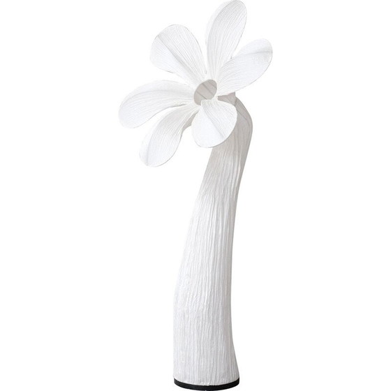 Image 1 of Lampadaire vintage contemporain avec fleurs en tissu et métal, Belgique