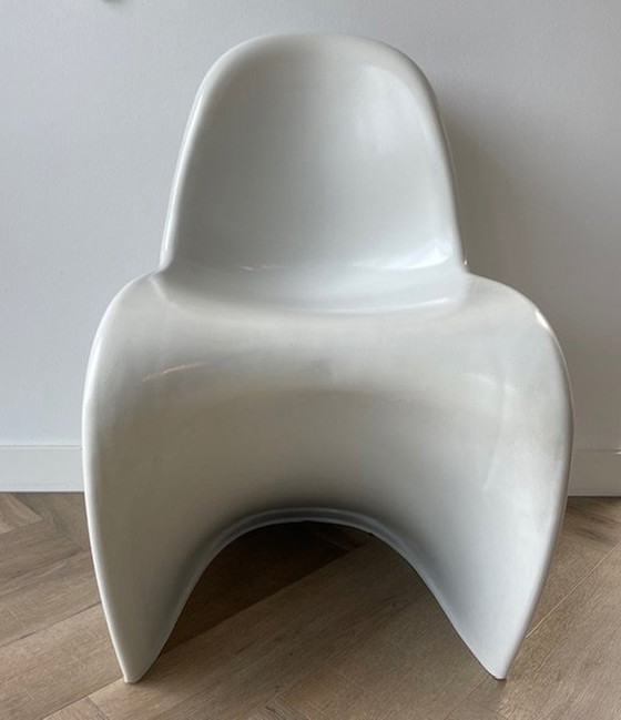 Image 1 of Chaise design en forme de S de l'ère spatiale Plastique blanc