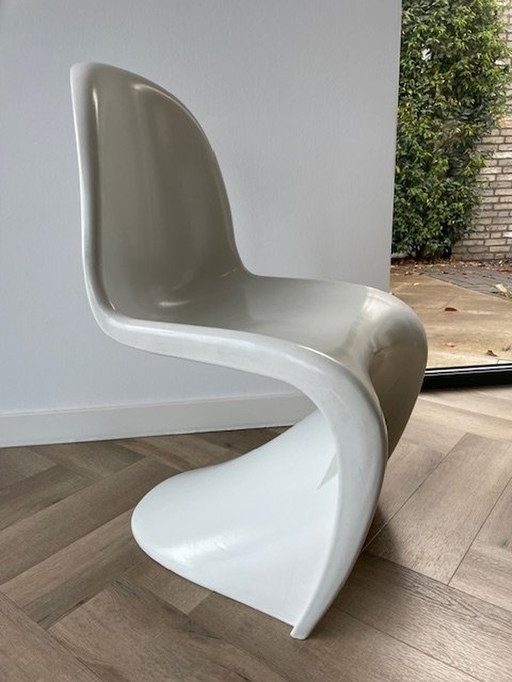 Chaise design en forme de S de l'ère spatiale Plastique blanc