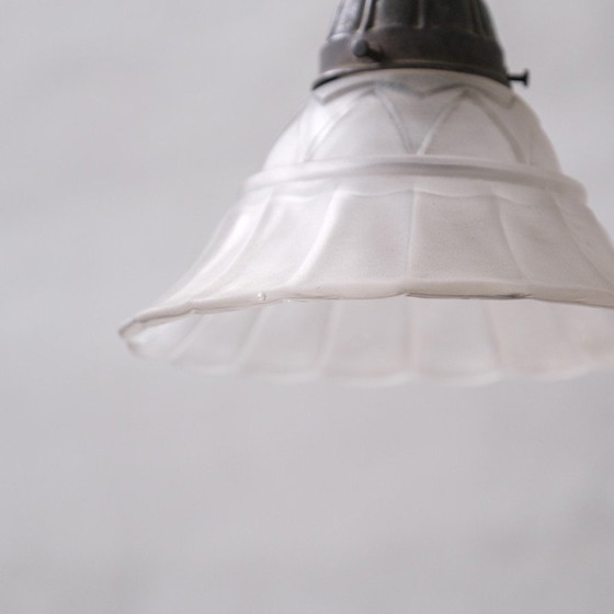 Image 1 of Lampes suspendues Vintage Art Deco en verre opaque, France 1920