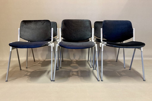 Suite de 6 Chaises "Giancarlo Piretti"