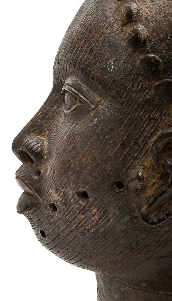 Image 1 of Tête En Bronze Oni Ifé