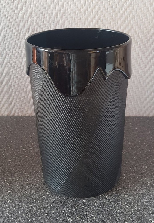 Vase en porcelaine noire de Johan Van Loon pour Rosenthal